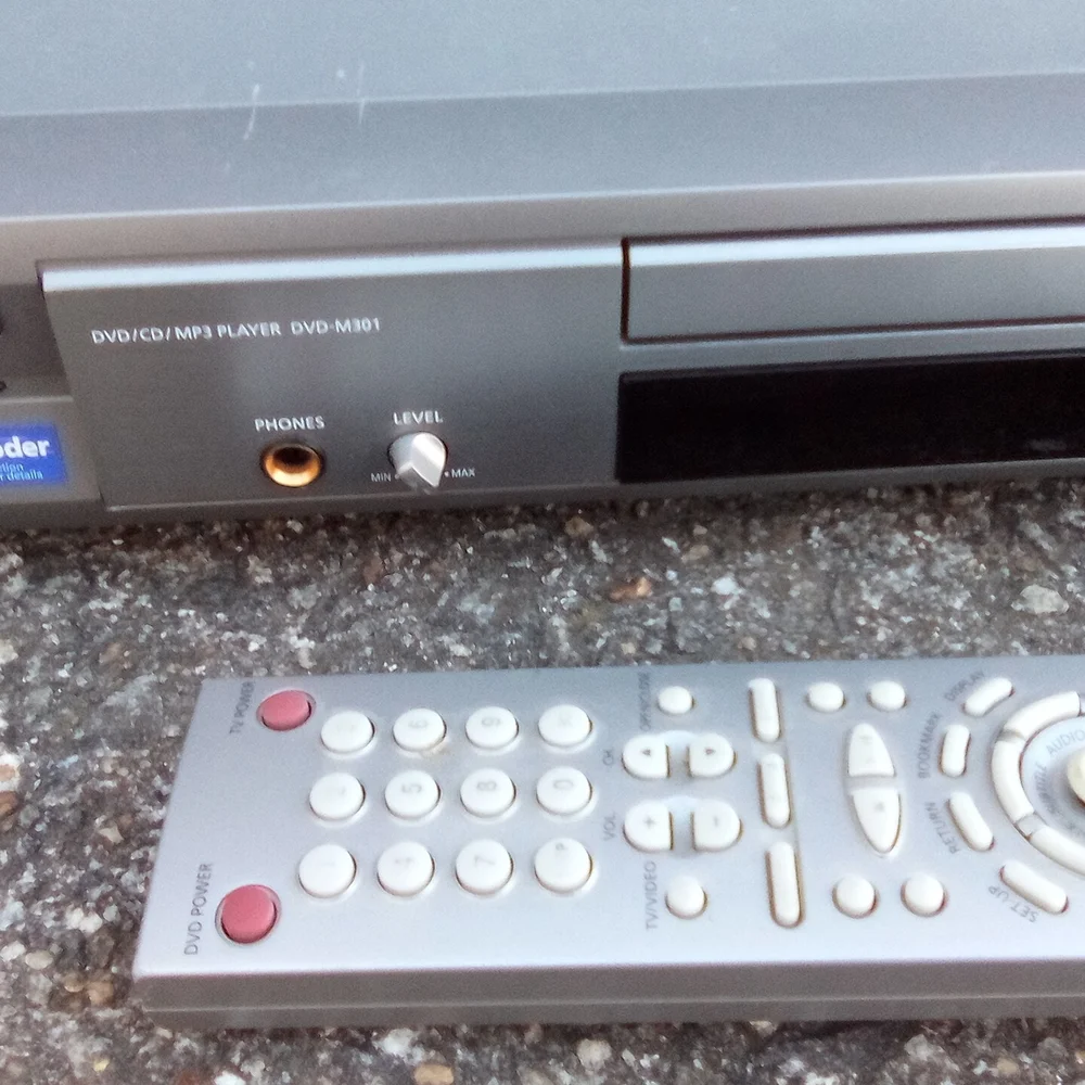 Samsung DVD Player with Remote